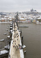 Karlsbrücke im Winter